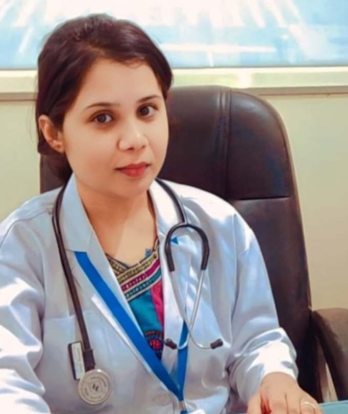Dr. Amita Tiwari - Gynaecologist