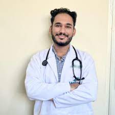 Dr Prateek Takyar