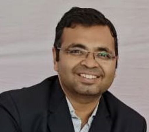 Dr. Makarand Sanpurkar-Pulmonologist